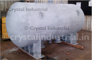 High Pressure Pressure Vessel with Exotic Metal Cladding